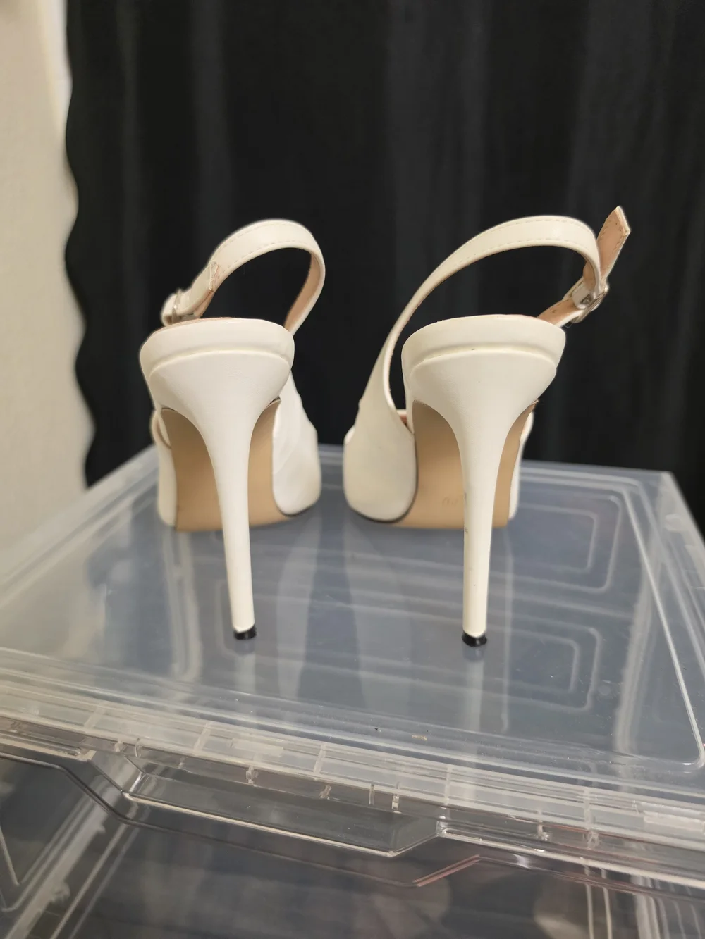 N/A elegant white