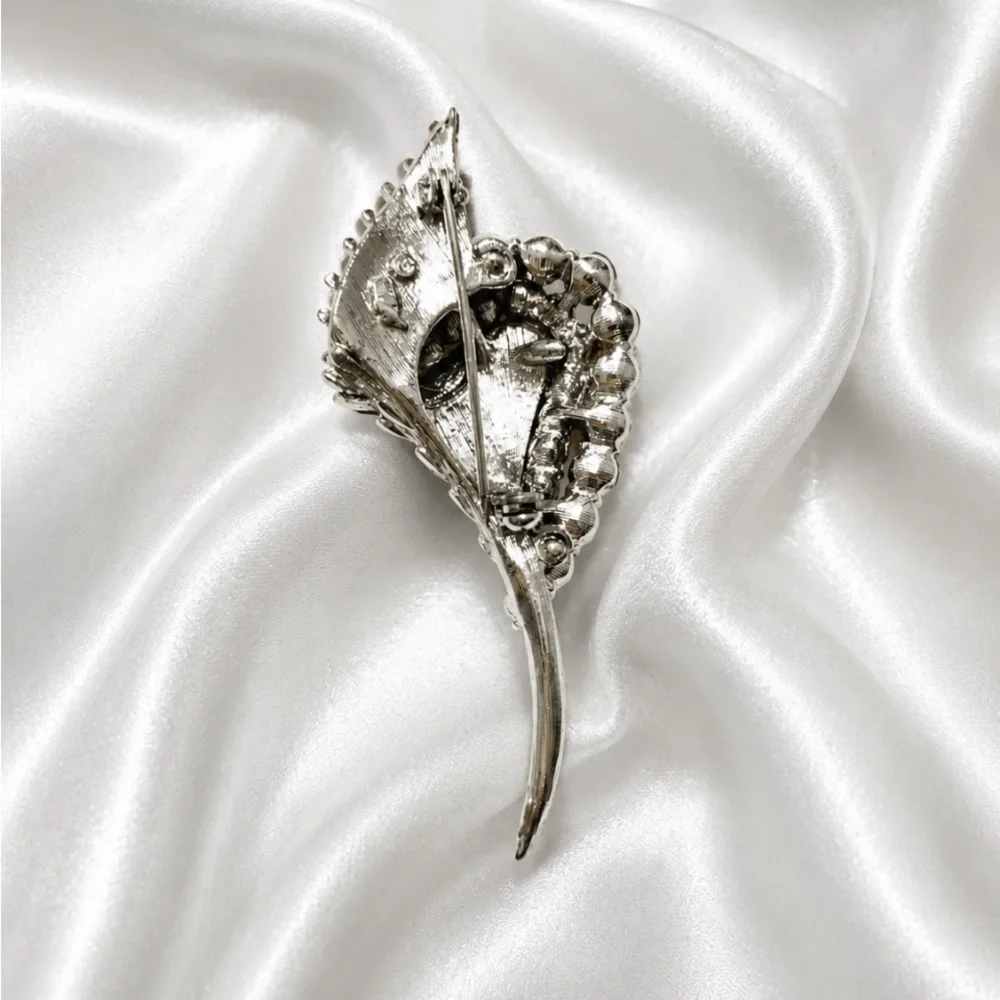 Coro gold tone