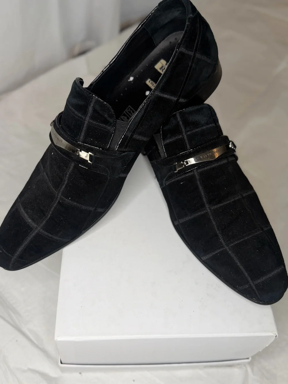 Vitto rossi elegant black
