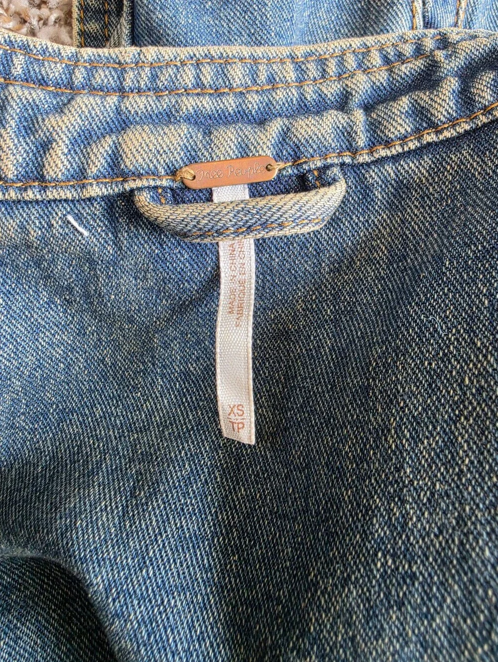 Free People measurements laid