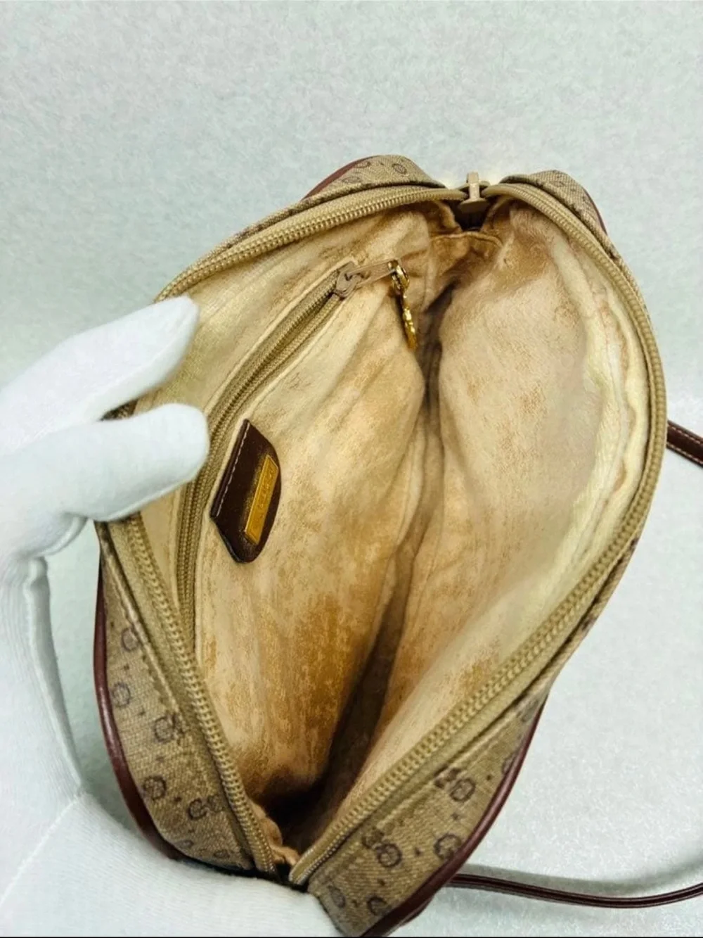 Gucci Beige/Brown Monogram Crossbody Bag