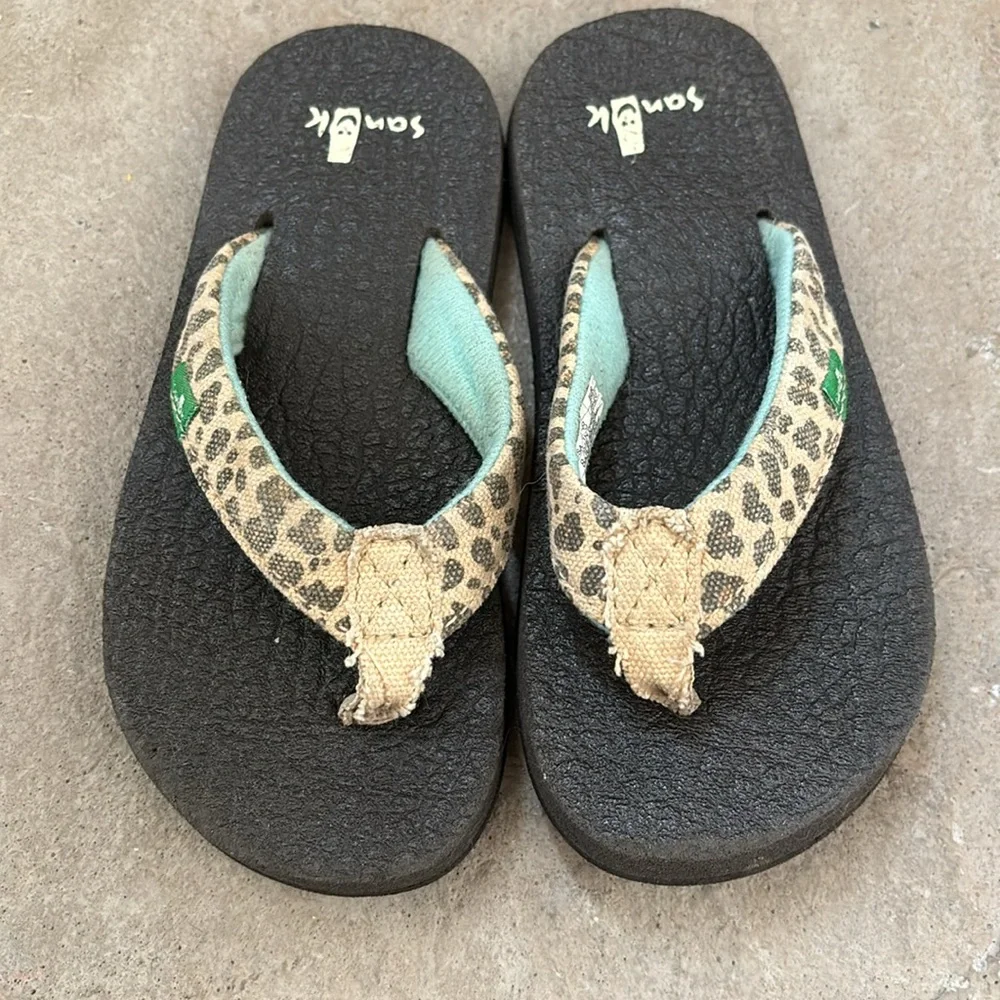 Sanuk 🎈5 for$30
