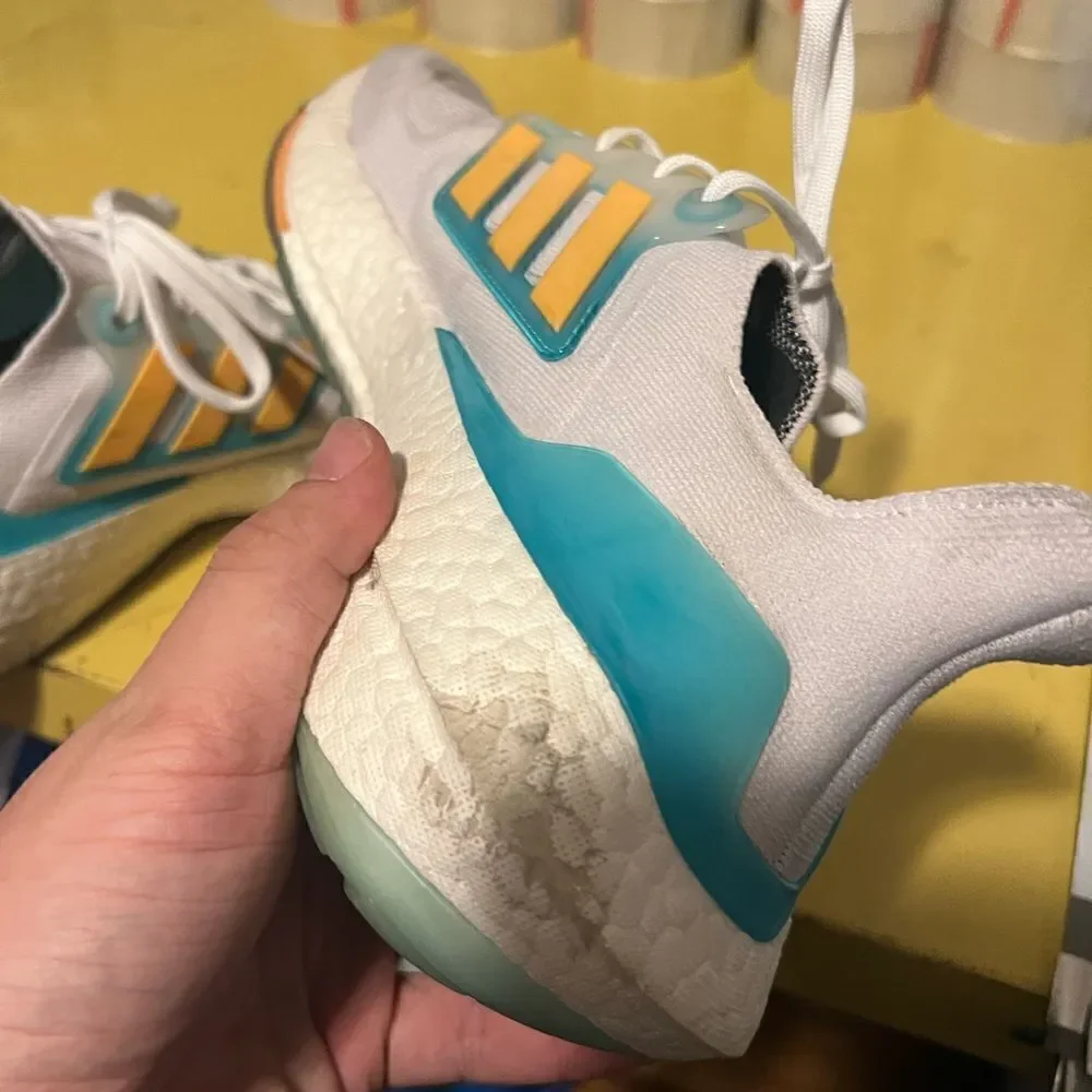 Adidas ULTRABoost 22 White Orange Mint Rare Gym Men Running Shoes GX5463 - US 11