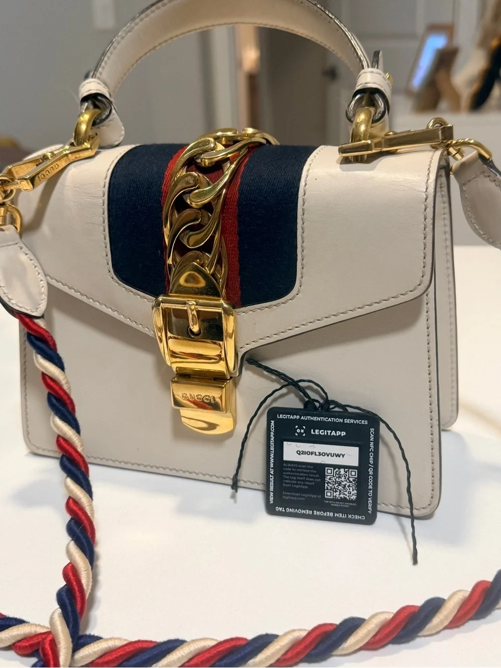 Gucci authentic sylvie