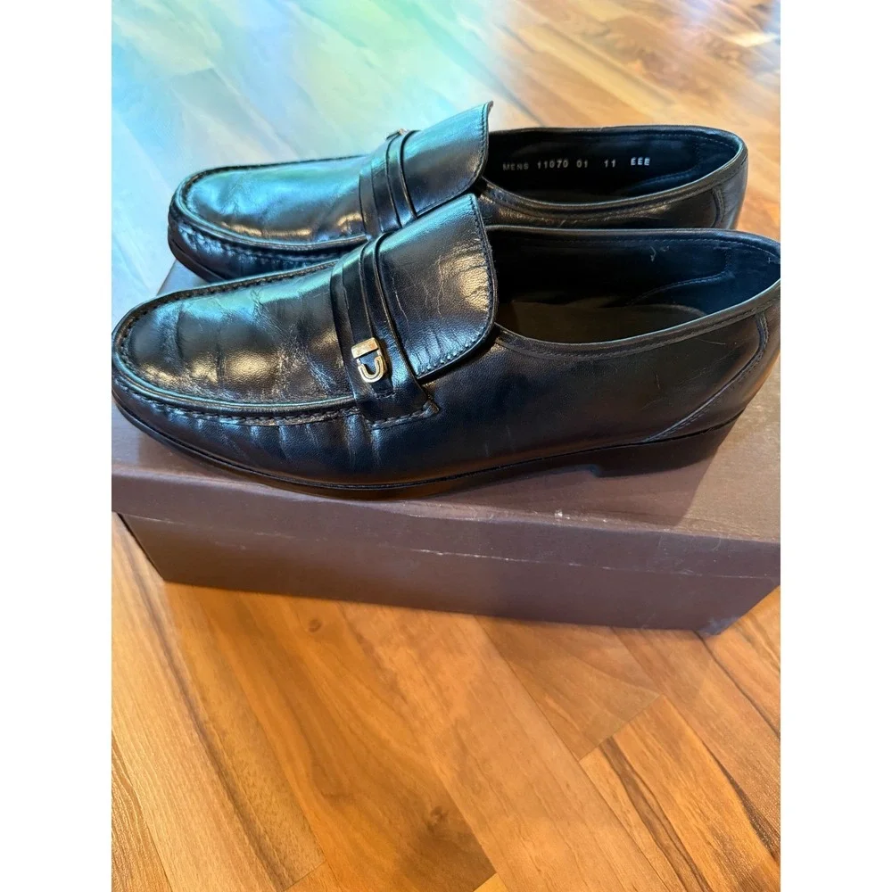 Florsheim gently used