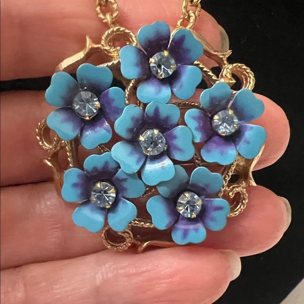 Avon this stunning