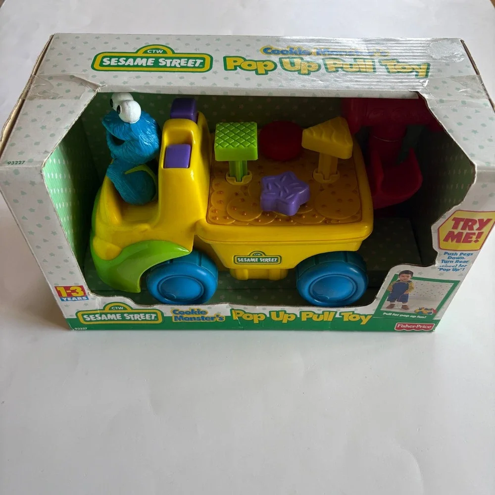 Fisher-Price Sesame Street Cookie Monster Pop Up Pull Toy Vintage 2000 NEW
