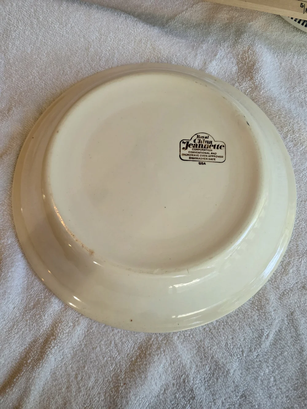 Royal China classic ceramic