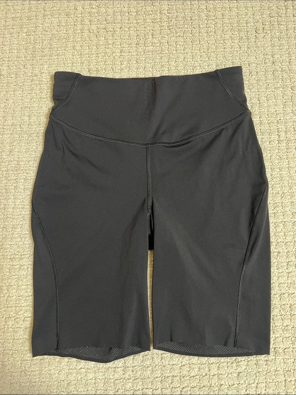 lululemon athletica see pics