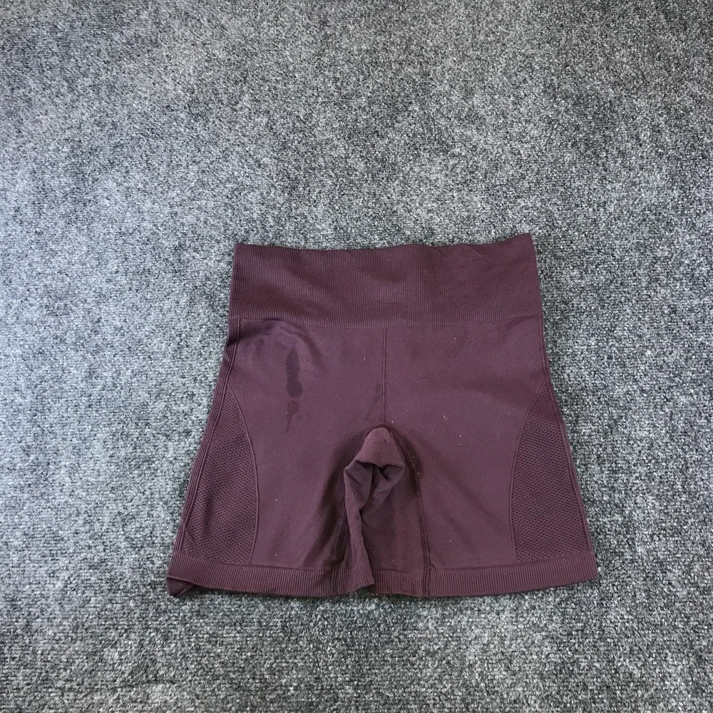 Lululemon Biker Shorts Womens 27x6.5 Mauve Logo Pull On Workouts Performance Gym