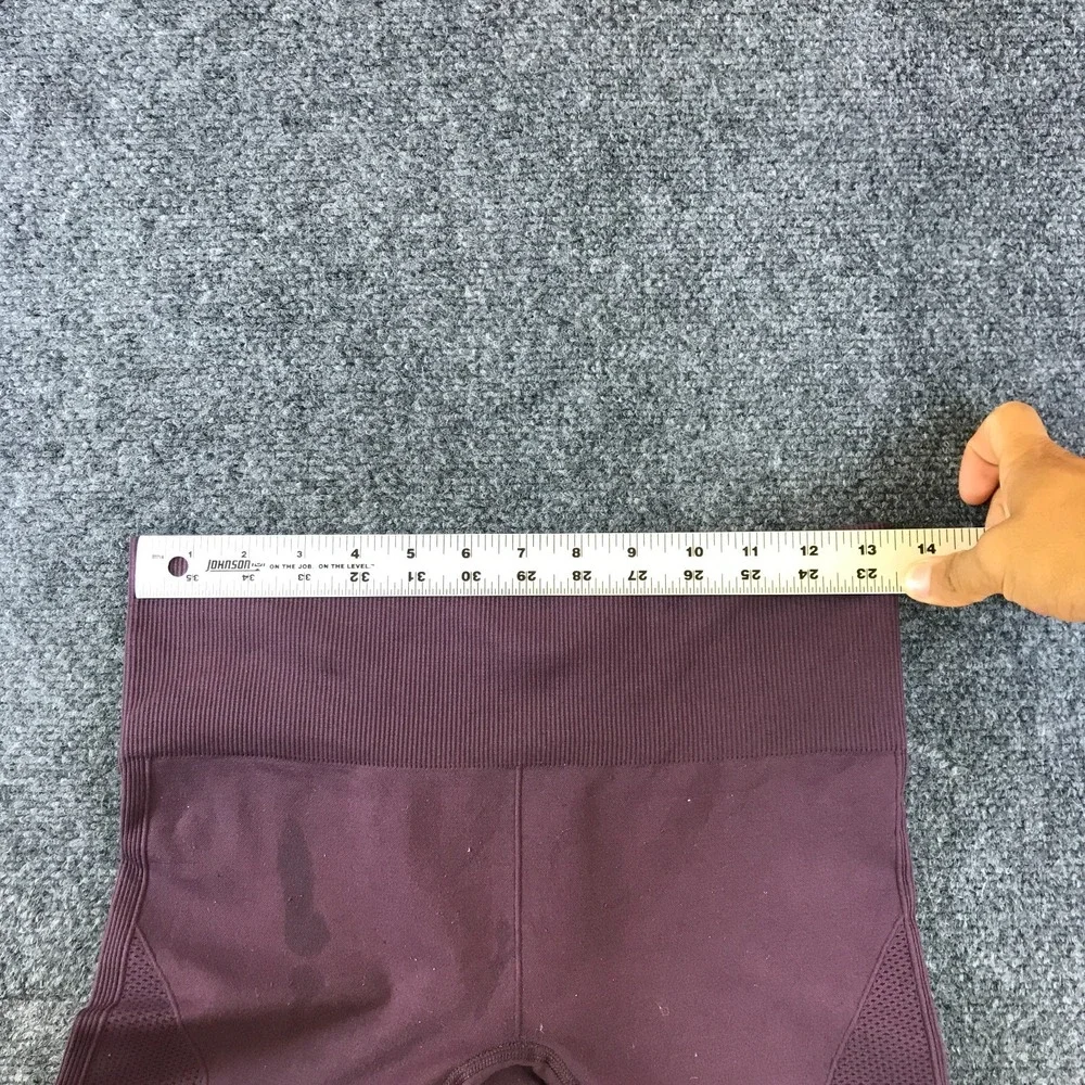 Lululemon Biker Shorts Womens 27x6.5 Mauve Logo Pull On Workouts Performance Gym