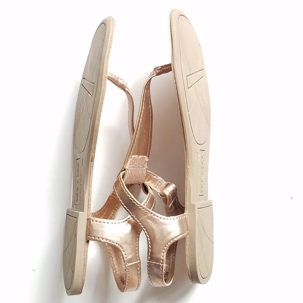 ZOE & ZAC Thong Sandals girls Size 1