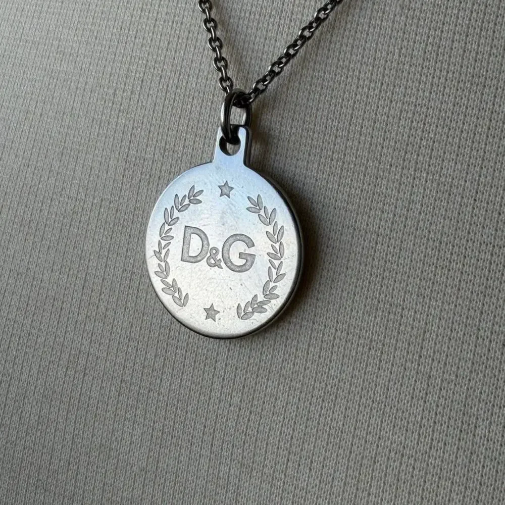 Dolce & Gabbana tone ~1 items