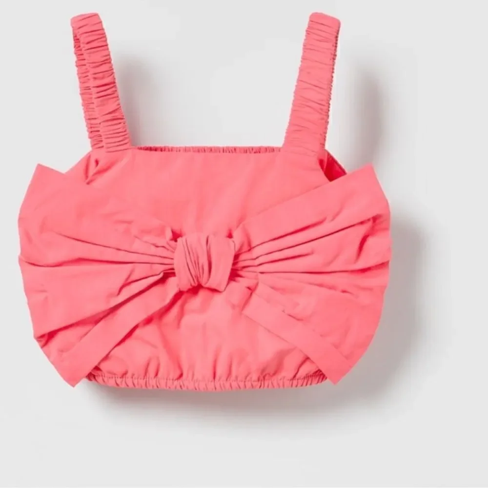 Zara girl coral