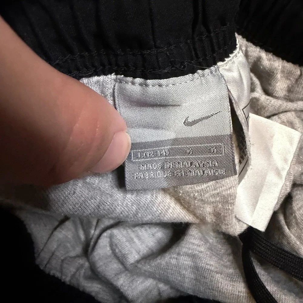 Nike Boys Black Nylon Track‎ Pants Jersey Lined Wide Leg Swoosh Youth L 12-14