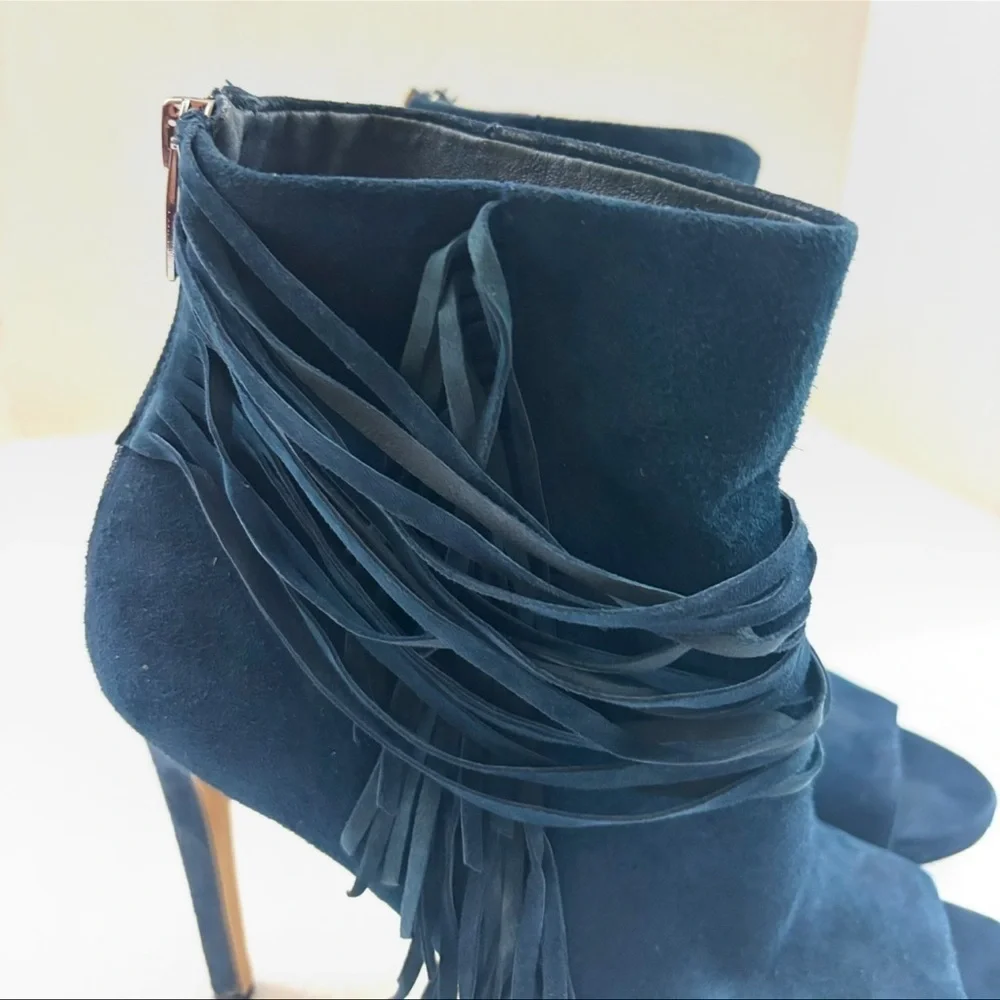 Vince Camuto add perfect