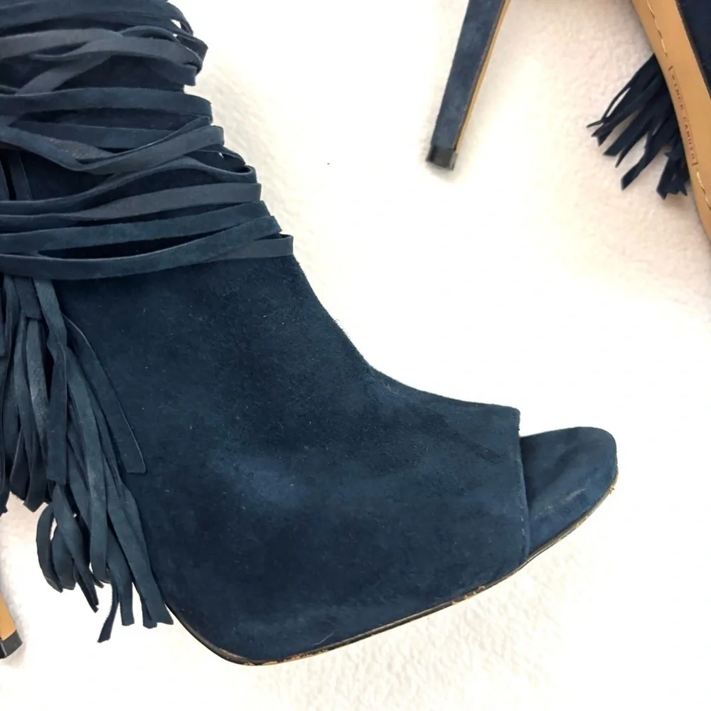 Vince Camuto add perfect