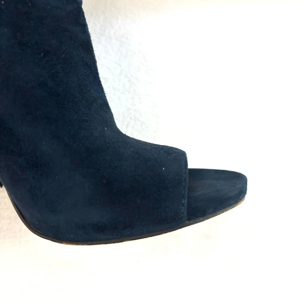 Vince Camuto add perfect