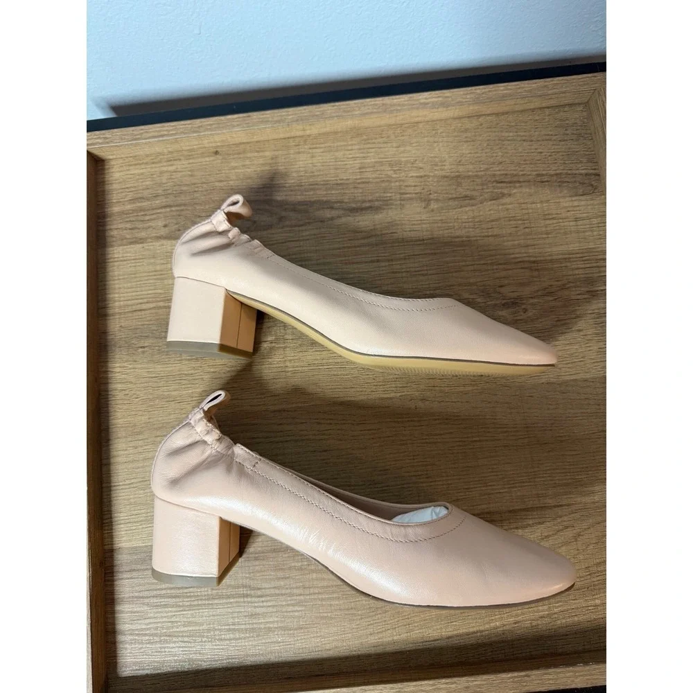 Everlane reposhing this