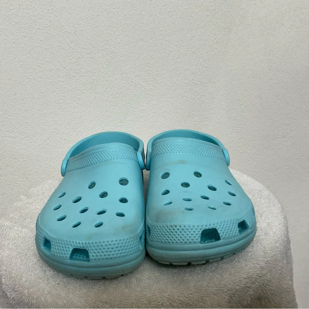 CROCS size inches additional
