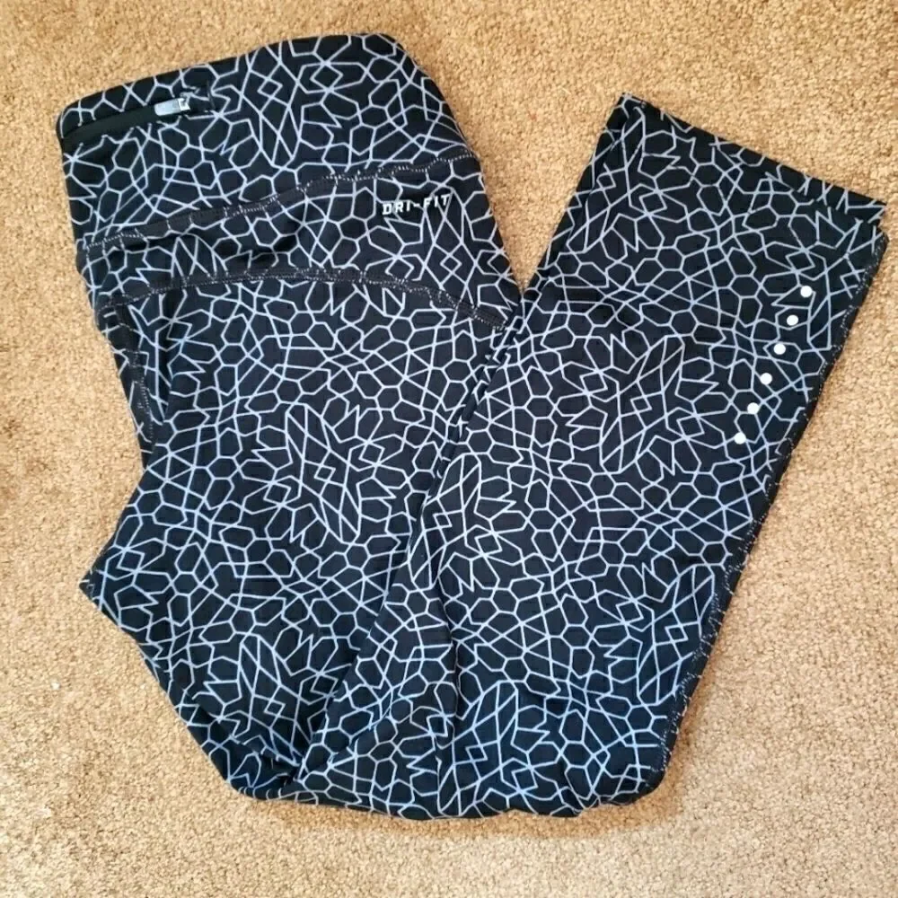 *Nike dry fit leggings, SP