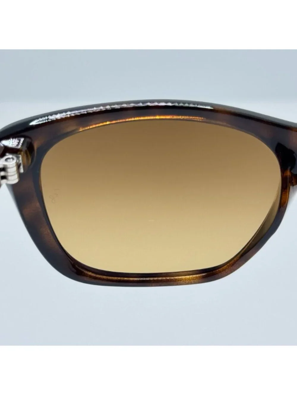 Ray Ban Sunglasses RB 4154 710/M2 Polarized