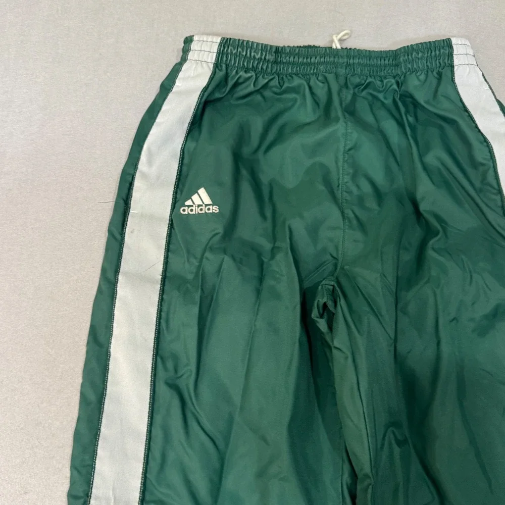 adidas minor staining