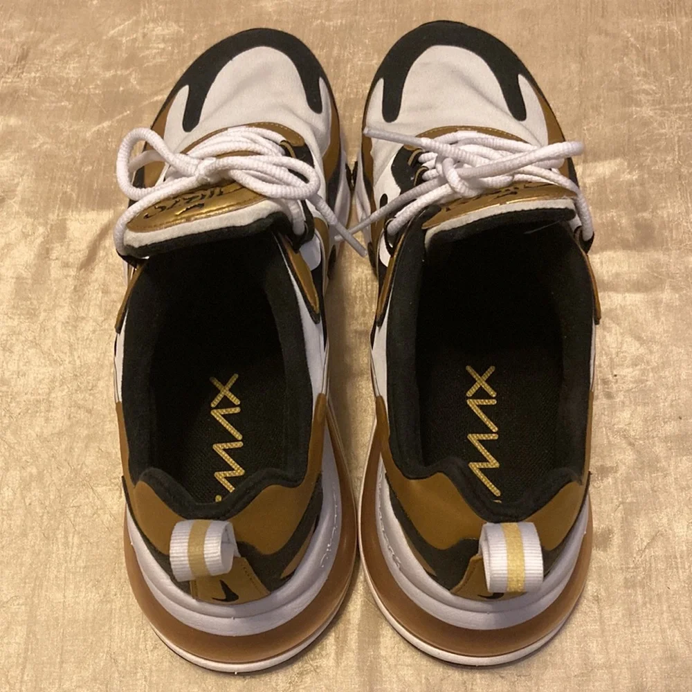 Nike Air Max 270 React | White Metallic Gold