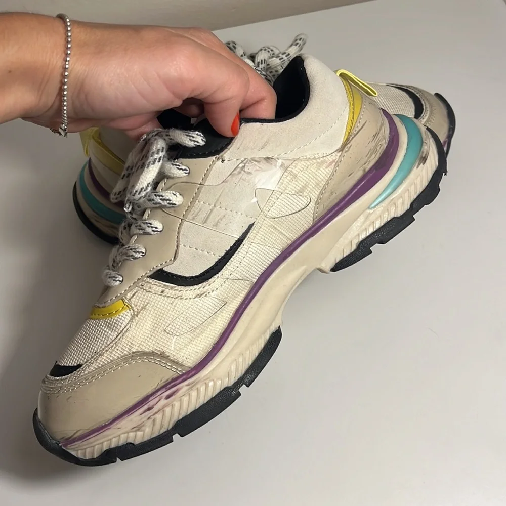 Zara balenciaga style