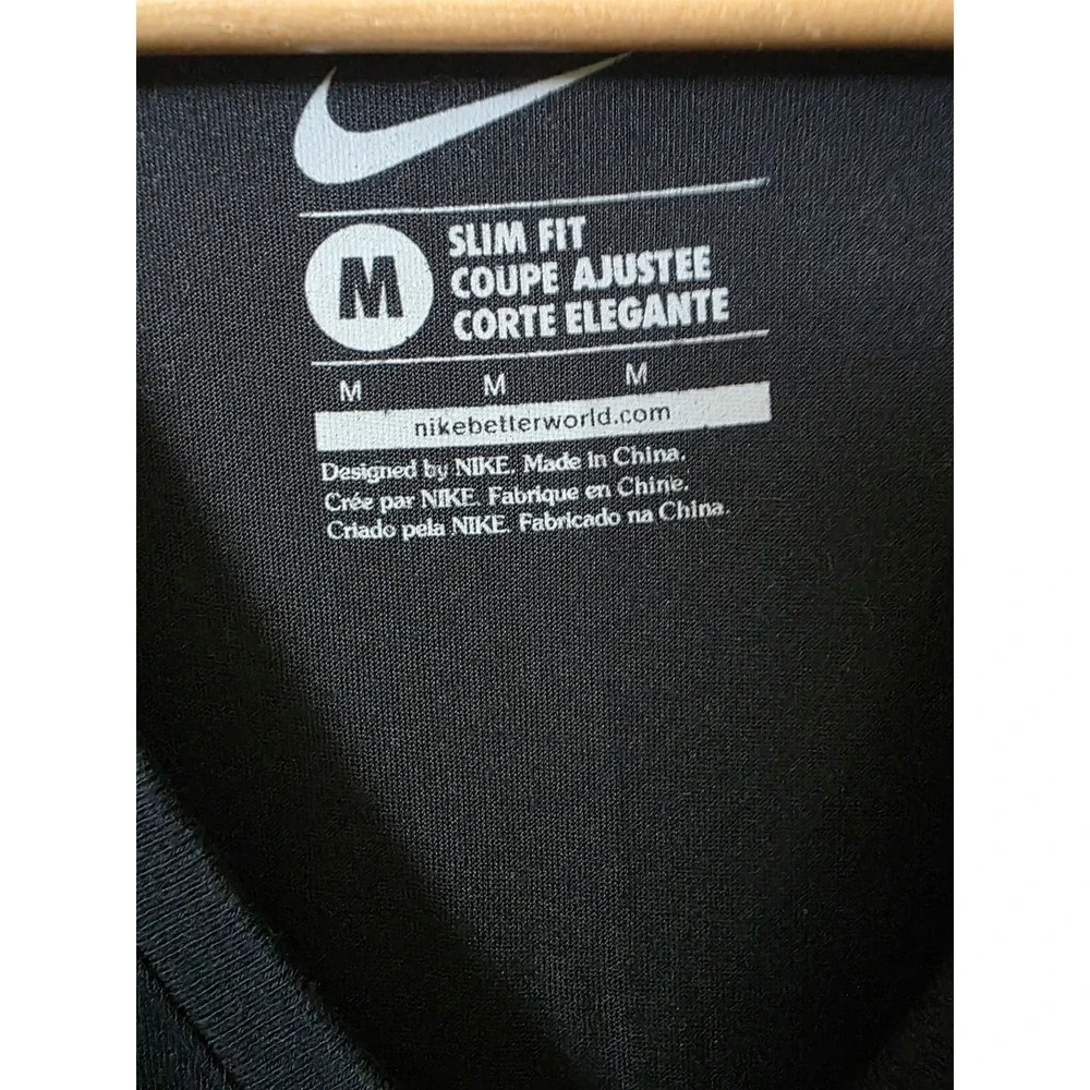 Nike Just Do It womens Slim Fit Short Sleeve v neck T shirt Size M