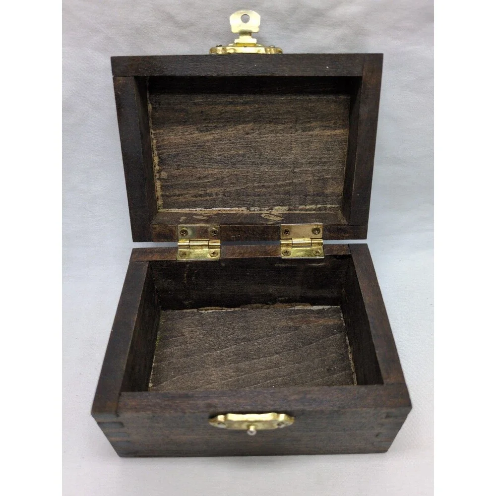 Brown Light Wooden Trinket Box 4