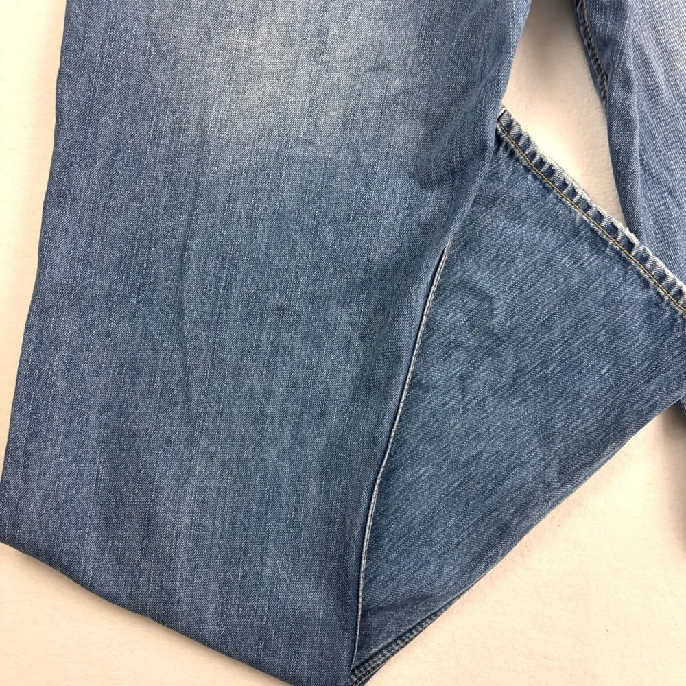 American Eagle Men’s Med Wash Lowrise‎ Faded Whiskered Denim Jean Size 32X34
