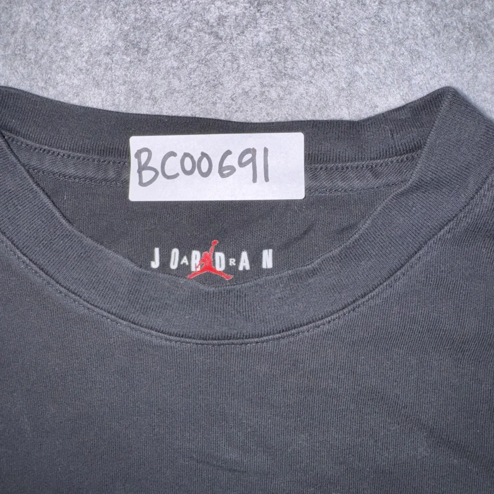 Jordan AJ1 Patch T-Shirt Medium Black Embroidered Sneaker Logo 100% Cotton