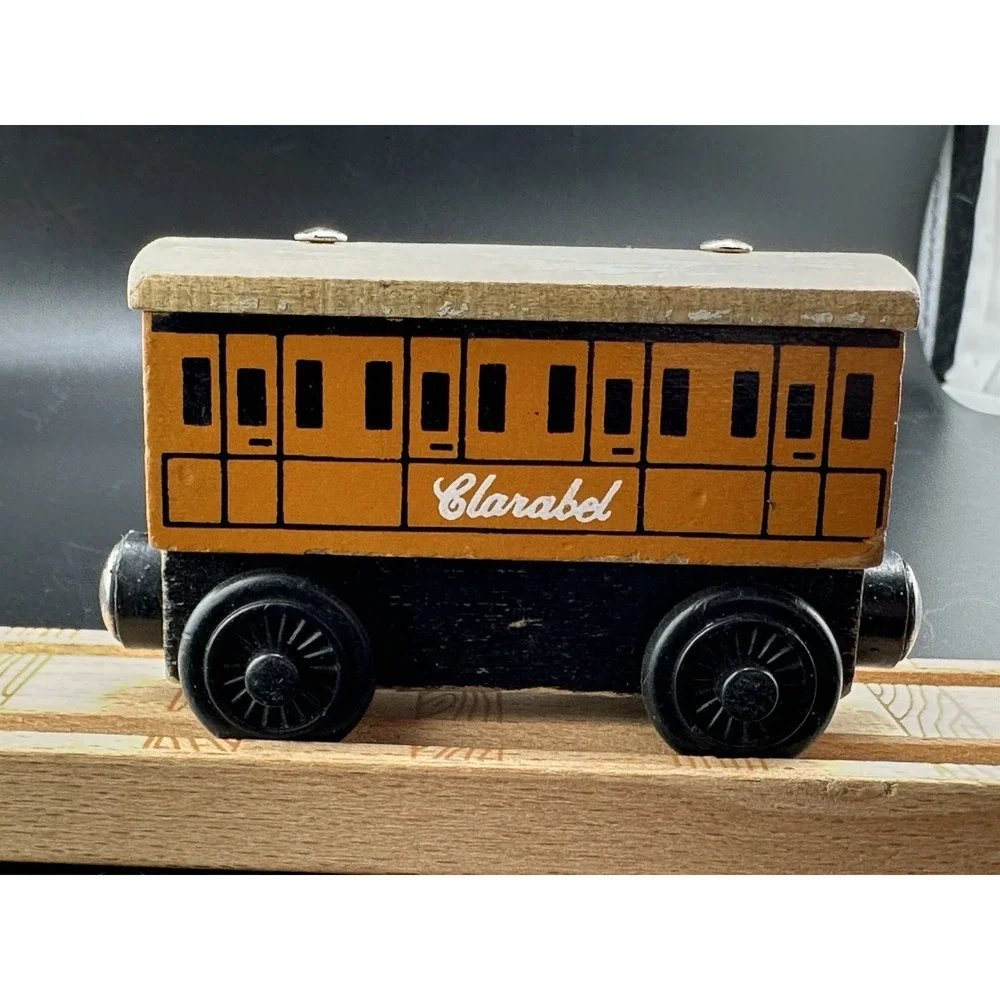 Thomas & Friends clarabel passenger