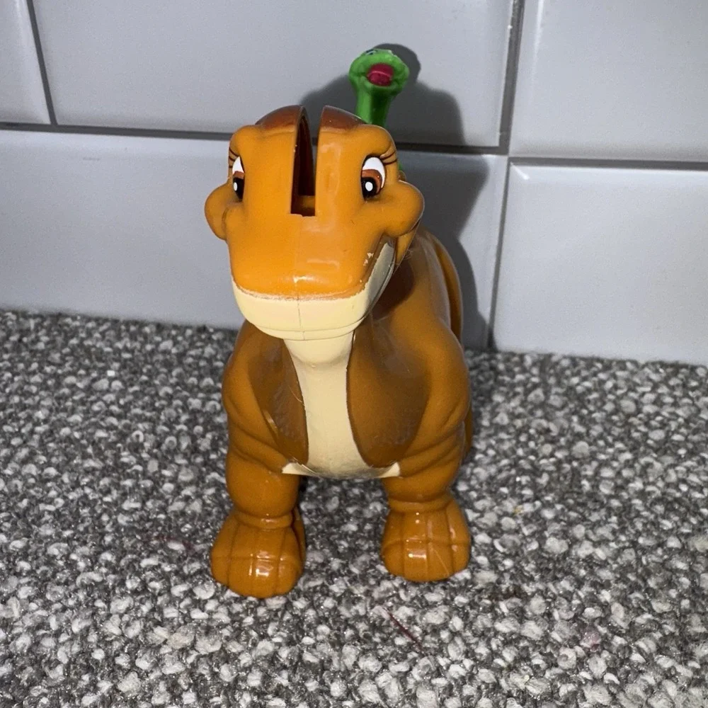 Universal Studios Land Before Time LittleFoot Ducky Piggy Coin‎ Bank Toy VTG