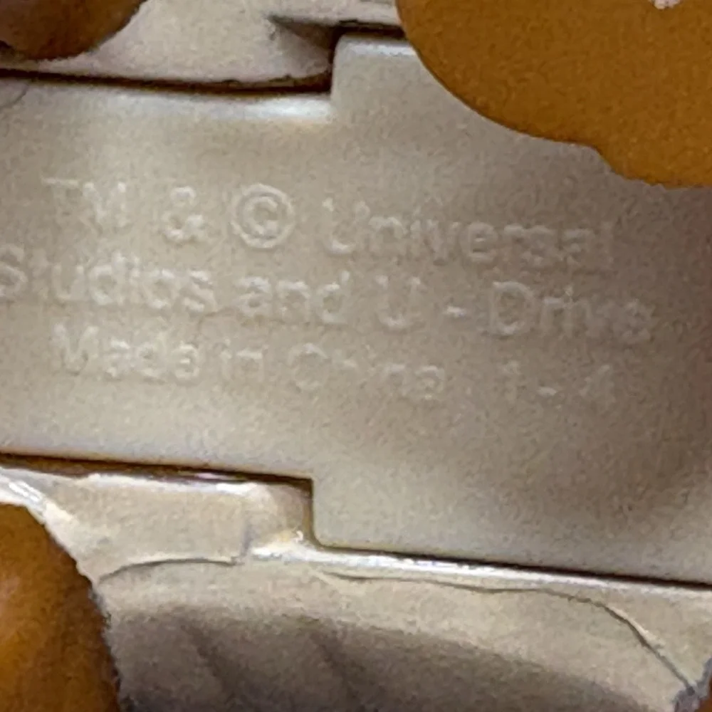 Universal Studios Land Before Time LittleFoot Ducky Piggy Coin‎ Bank Toy VTG