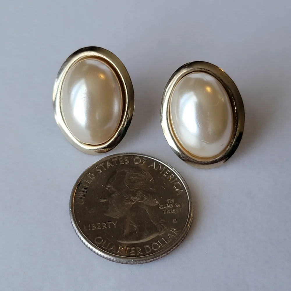 N/A vintage gold