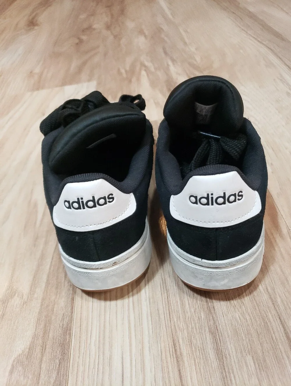 Adidas Grand Court Alpha 00 Youth Sneaker Size 6 Like New Condition