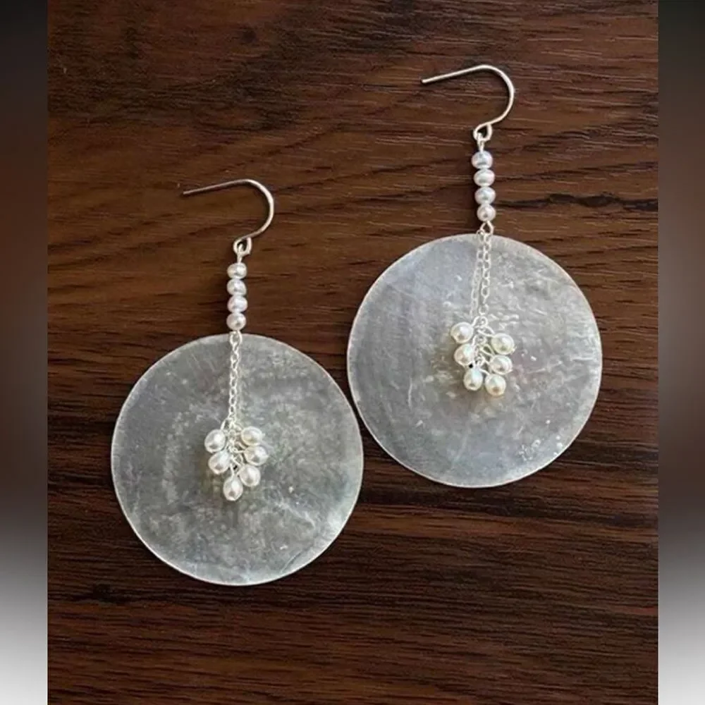 Shell Drop Earrings S1024