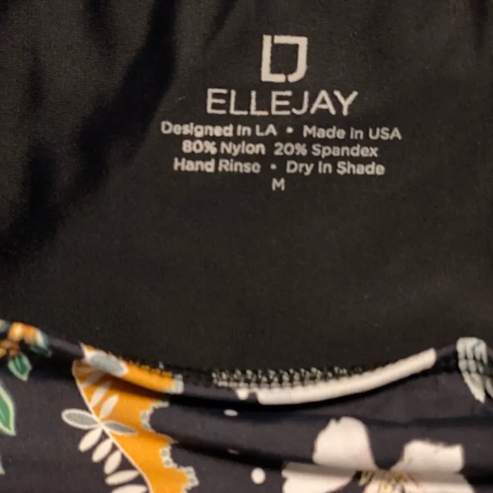 Ellejay reposhing this