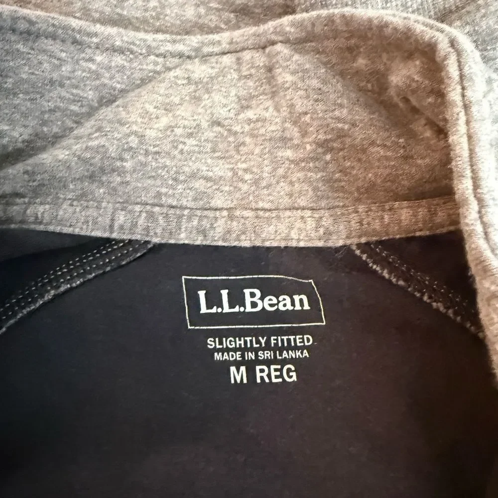 L.L.Bean Slitty fitted pullover Size M