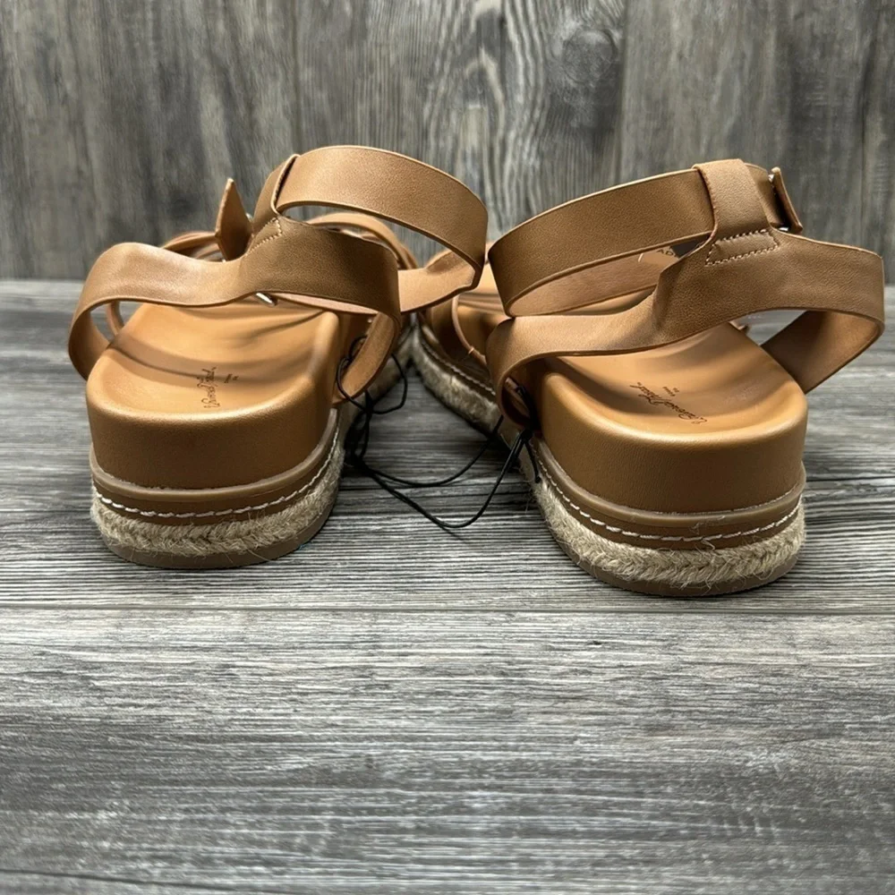 Women's Tanna Platform Sandals - Universal Thread Cognac