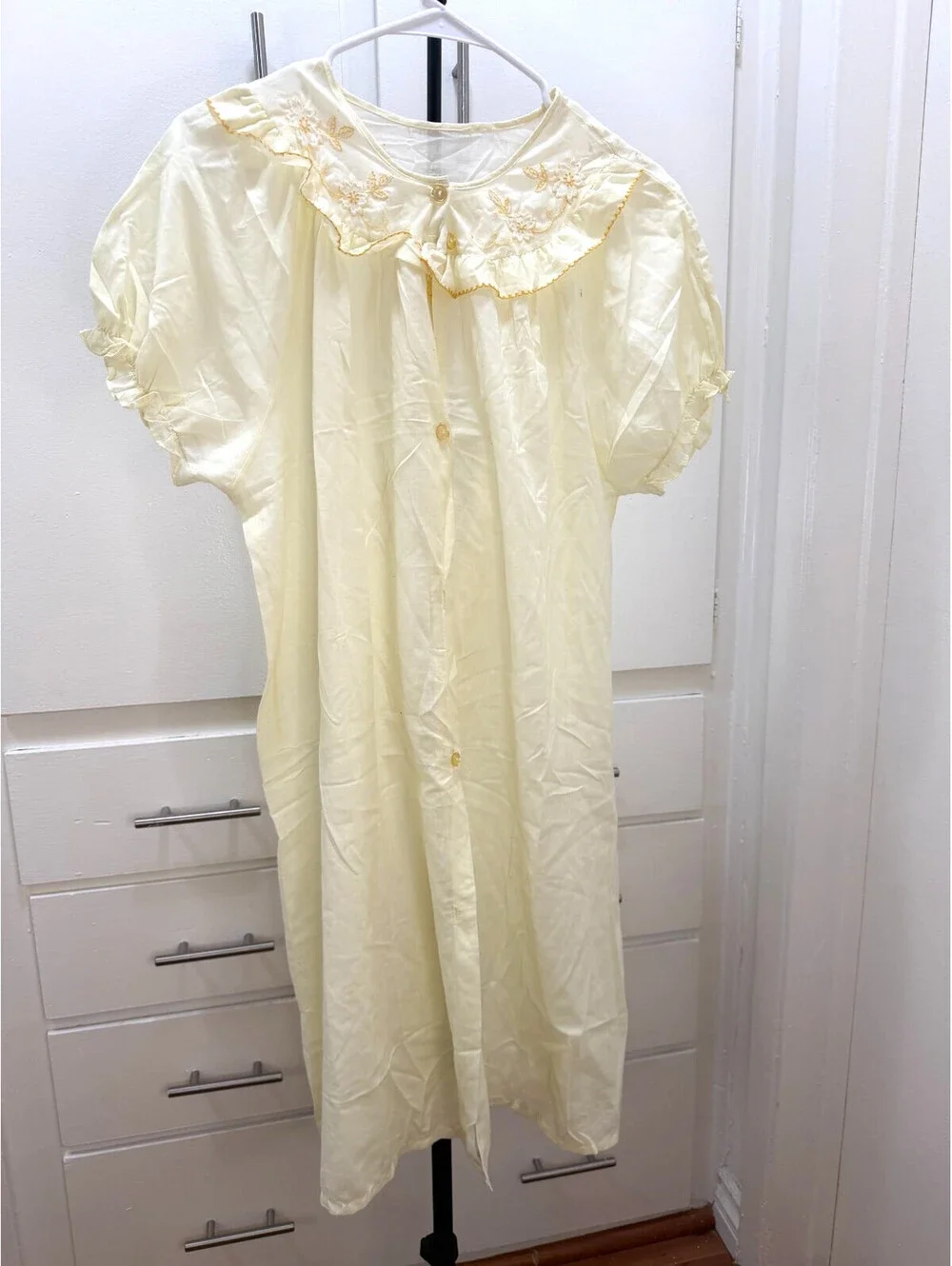 Handmade Cream Embroidered Nightgown Dress Women’s Vintage Cottagecore Large
