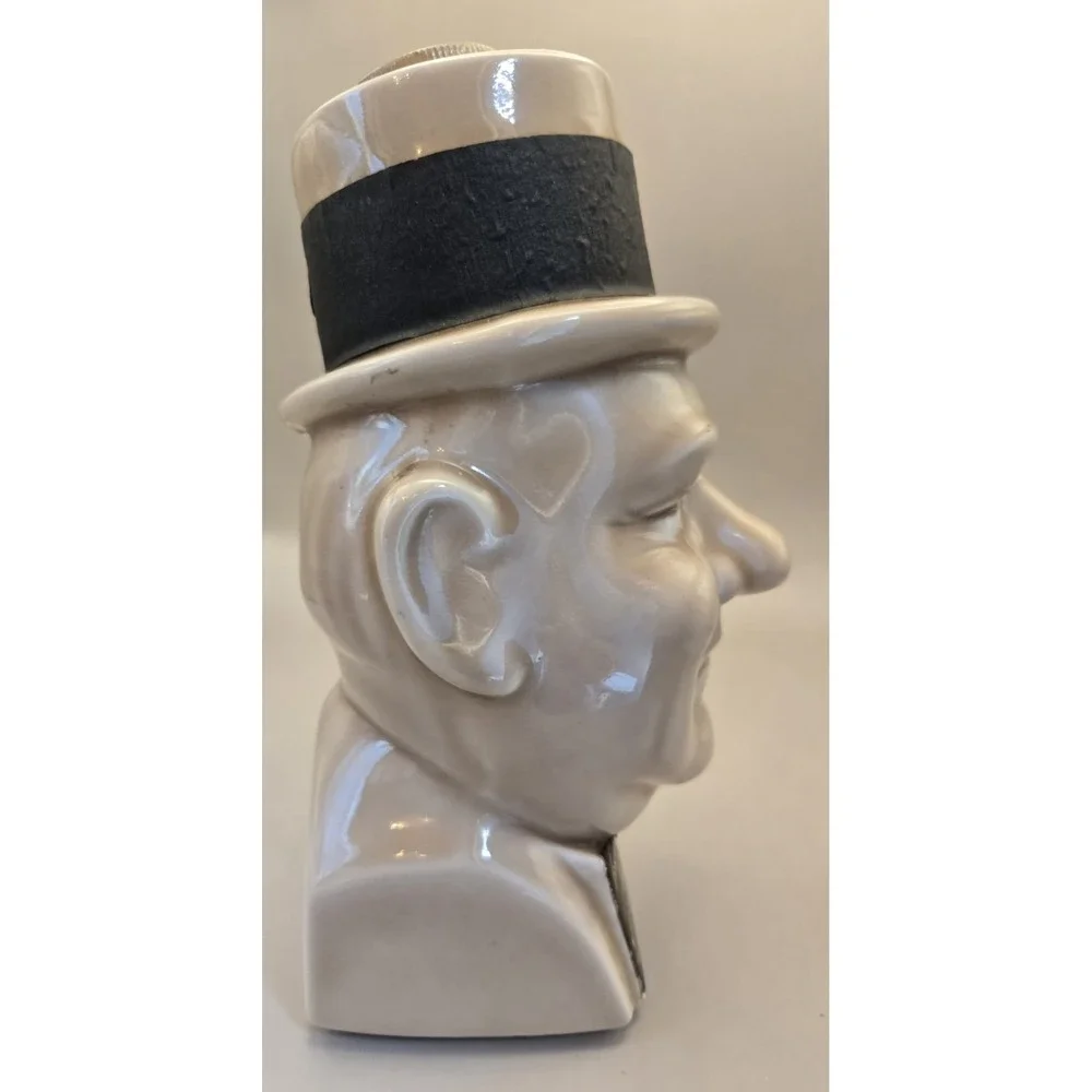 Vintage WC Fields  Kentucky‎ Straight Bourbon Whiskey Decanter Labled, 86 Proof