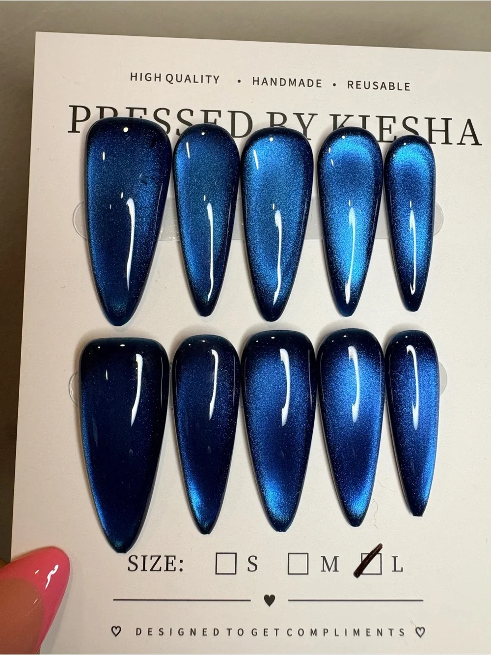N/A set glossy