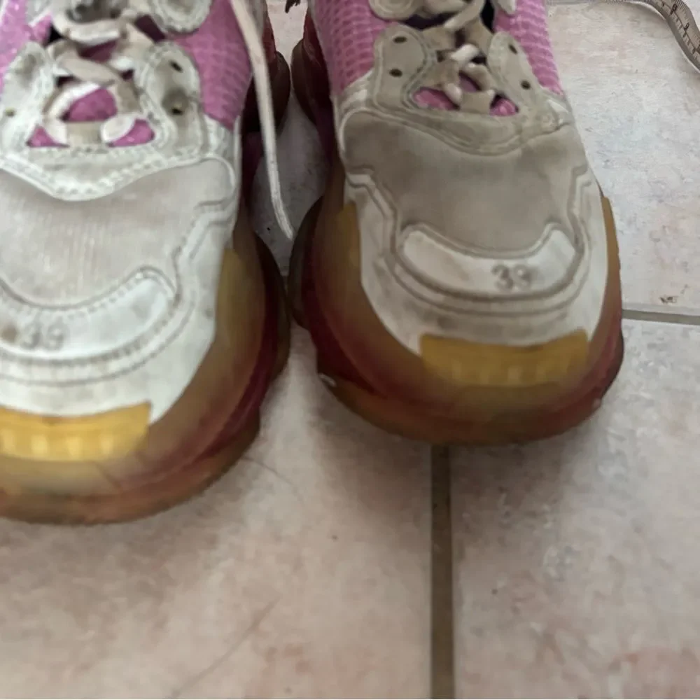 Balenciaga Triple S Trainers chunky sneakers White Pink shoes flats logo flats