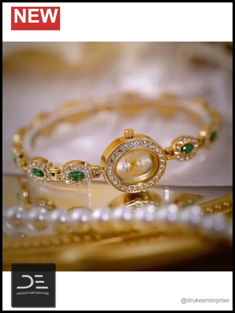 Unique Oval Dial Vintage Diamond Bracelet Watch Quartz Waterproof 30M