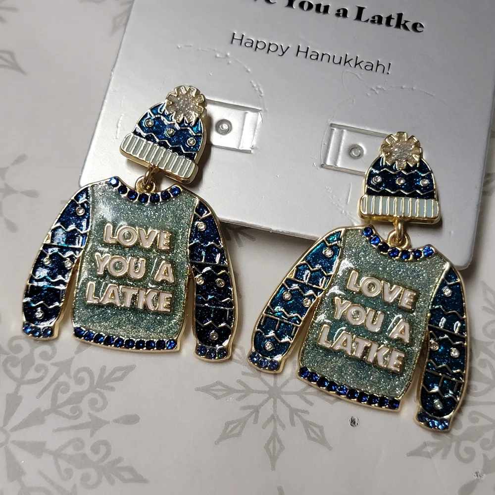 BaubleBar latke winter design