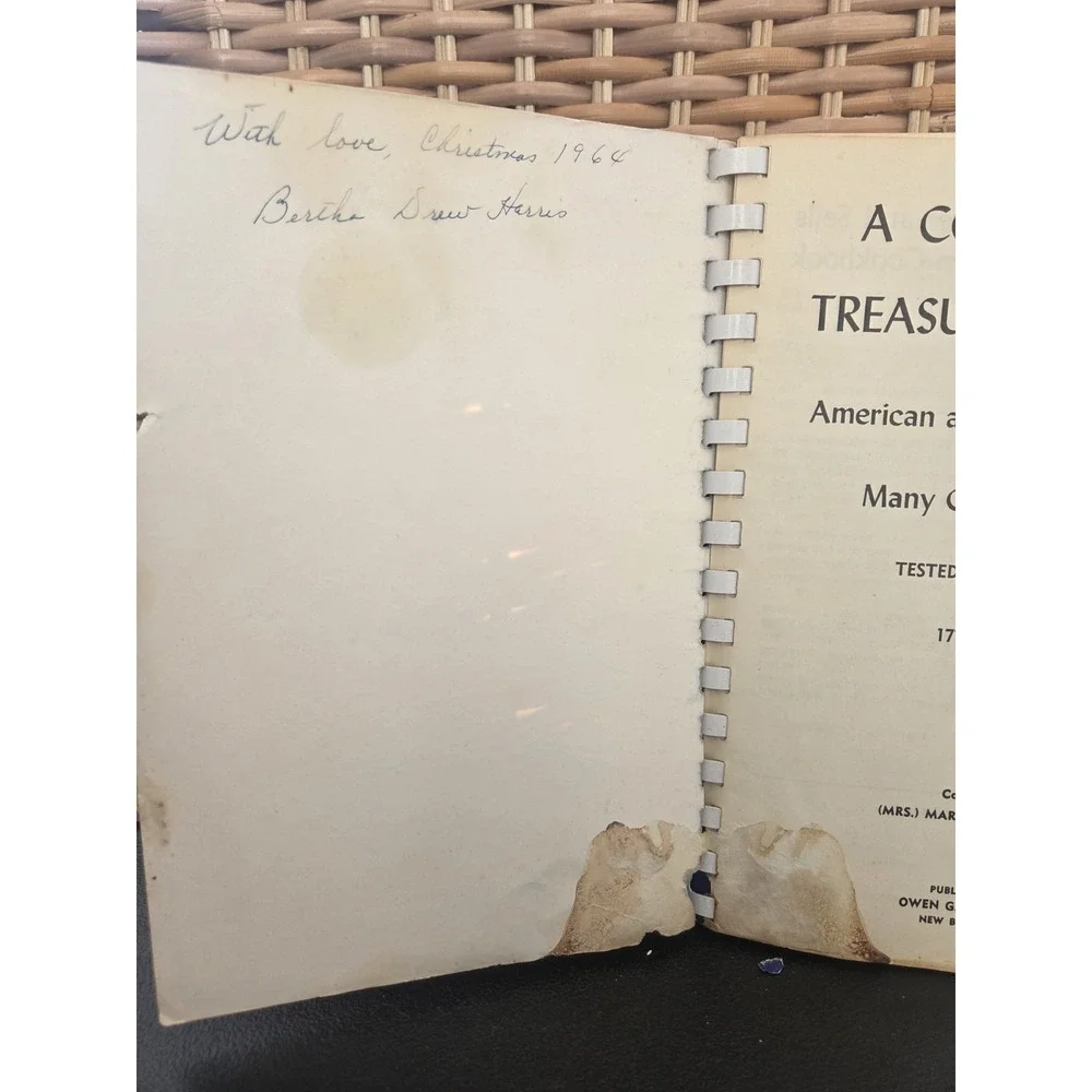 Mary Avera Wynne Cookbook The Key‎ To Matchless Cooking 1959 New Bern, NC