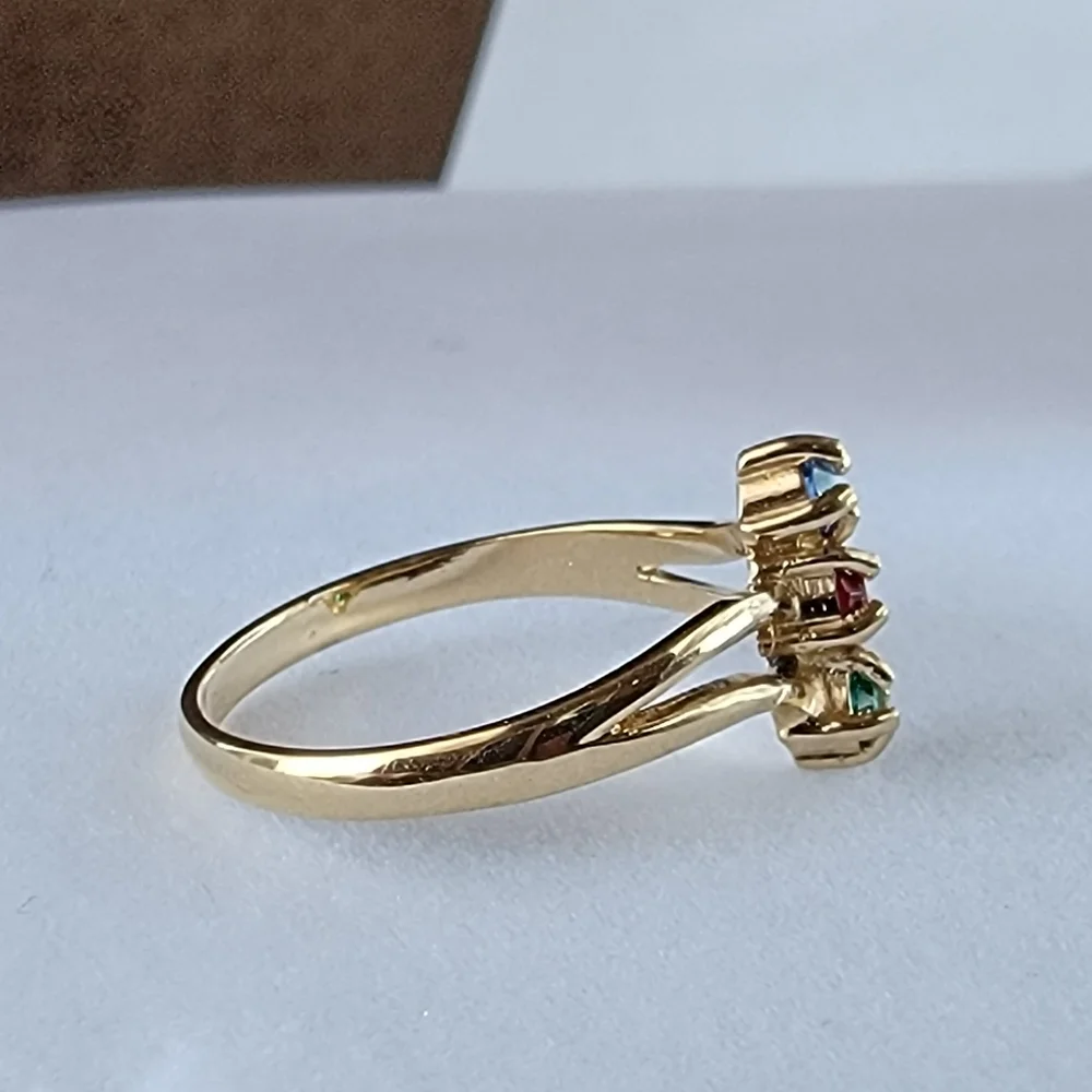 Triple Gemstone Split Shank Gold Tone Ring Vintage Simulated Stone Size 6